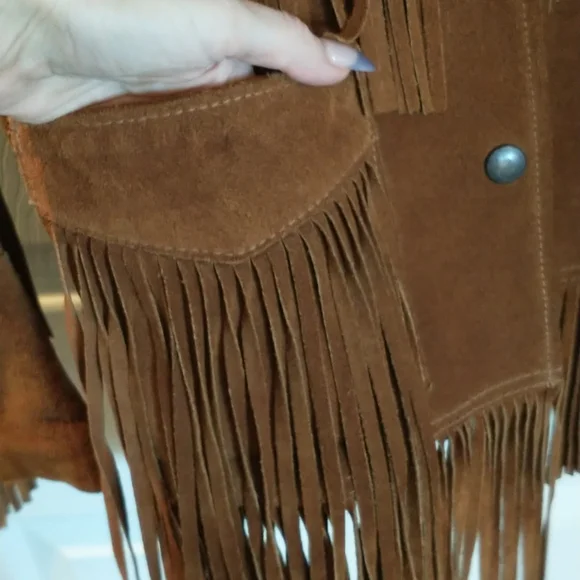 🤠Vintage Western brown suede leather fringe jacket!! Authentic and beautiful! - Picture 4 of 9